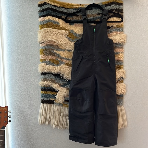 CHAMPION Kids Black Snow Pants Ski Overall Snowsuit Bib XS (4-5) Unisex - Picture 1 of 13